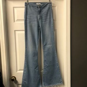 CELLO best jeans 👖 ever!! Looks New - only worn a couple of times!